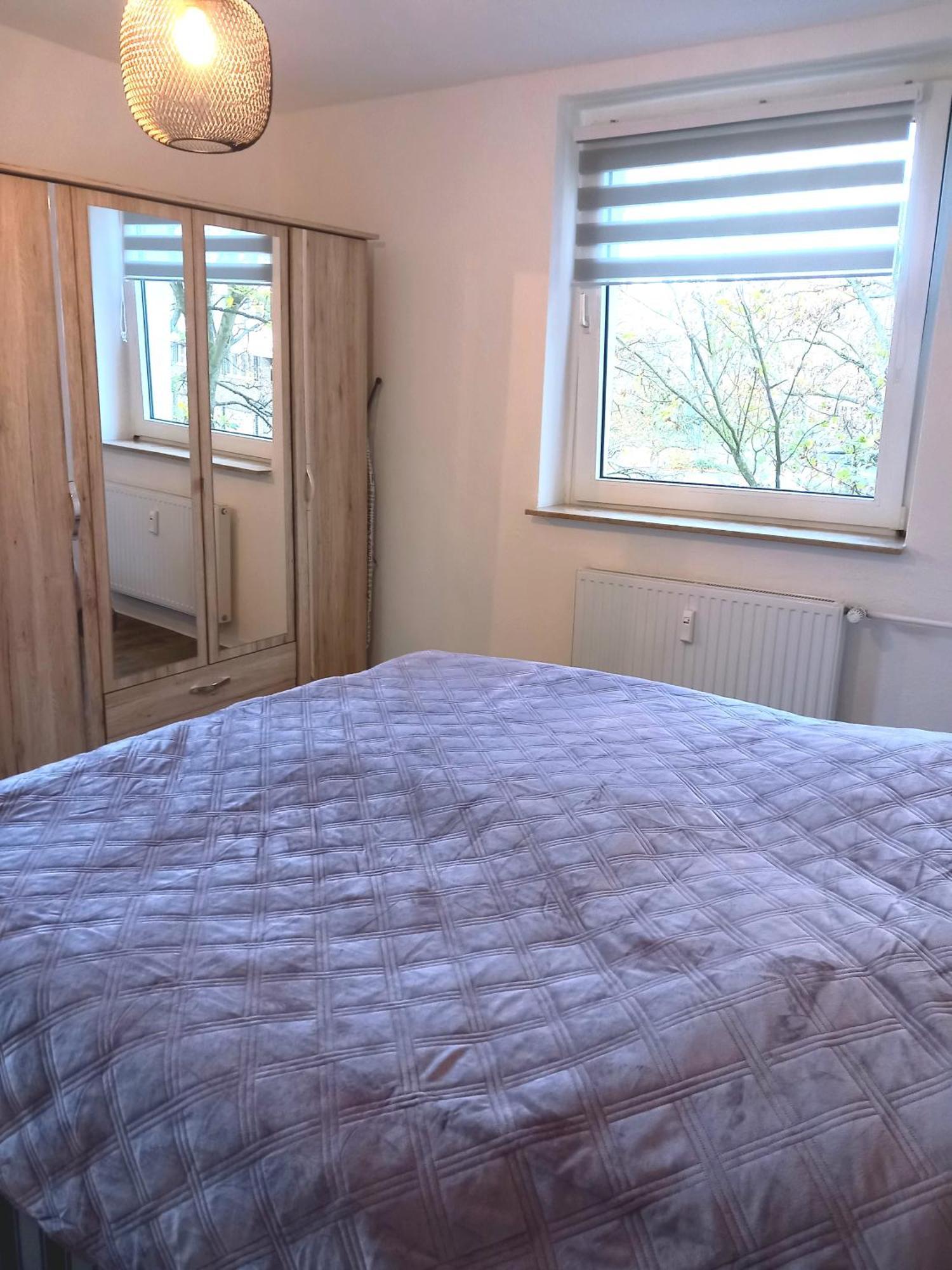 City Apartment Duisburg 2#Netflix &Wlan &Kingsize Bett & Kaffee Maschine & Central & 500M Innenhafen & 2 Min U Bahn Exterior photo