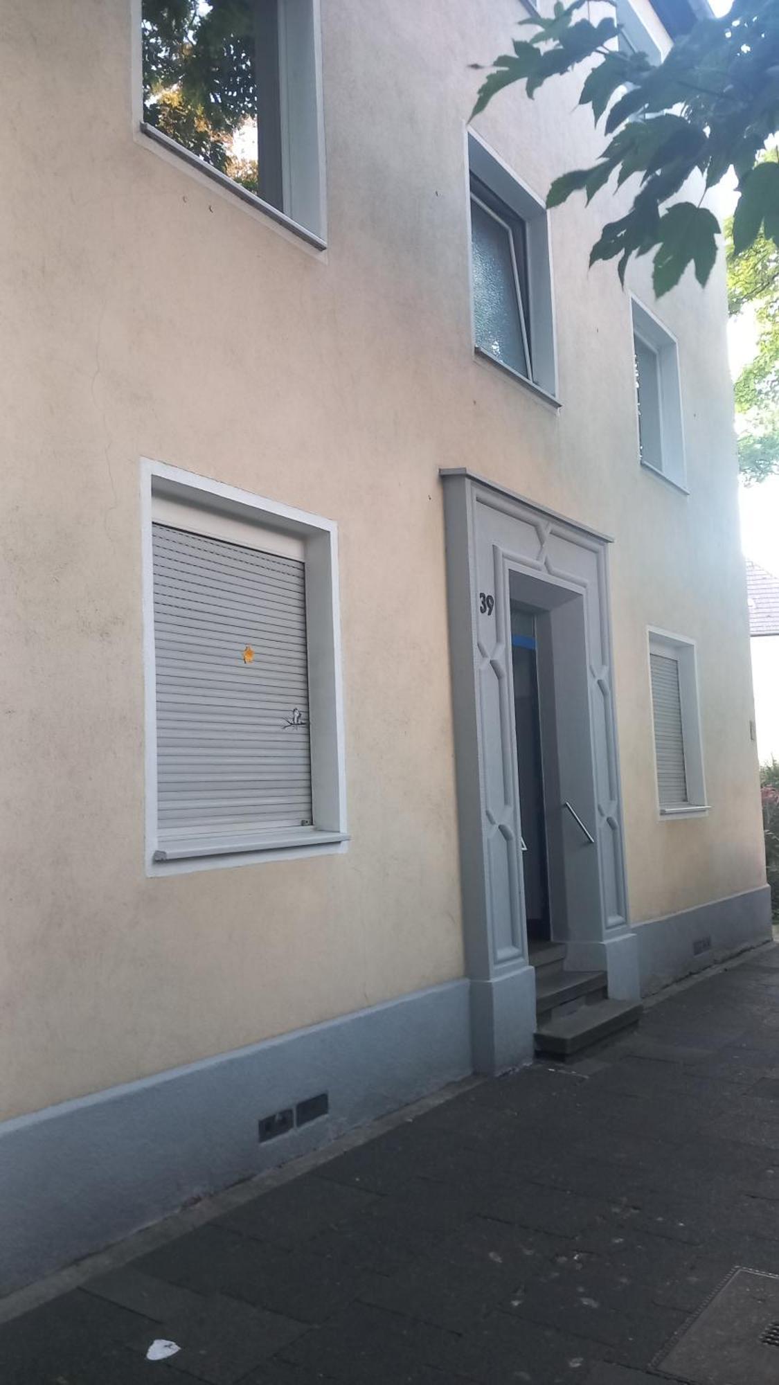 City Apartment Duisburg 2#Netflix &Wlan &Kingsize Bett & Kaffee Maschine & Central & 500M Innenhafen & 2 Min U Bahn Exterior photo